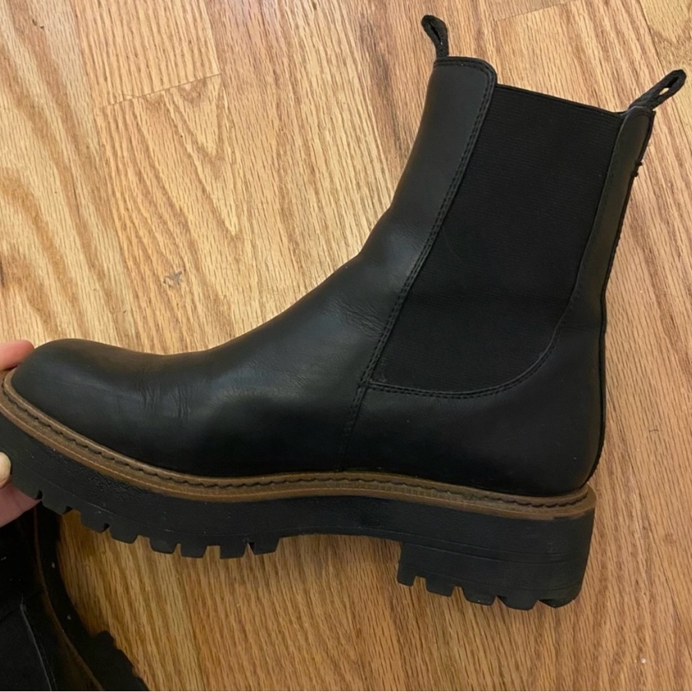 Sam Edelman Laguna Chelsea Boot, Ankle  Black Leather, Waterproof, Lug Sole